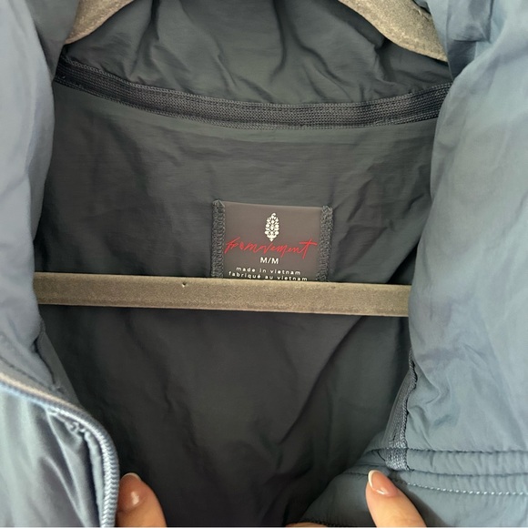 NWT Free People Pippa Packable Puffer Jacket Skyline Blue - Picture 5 of 6